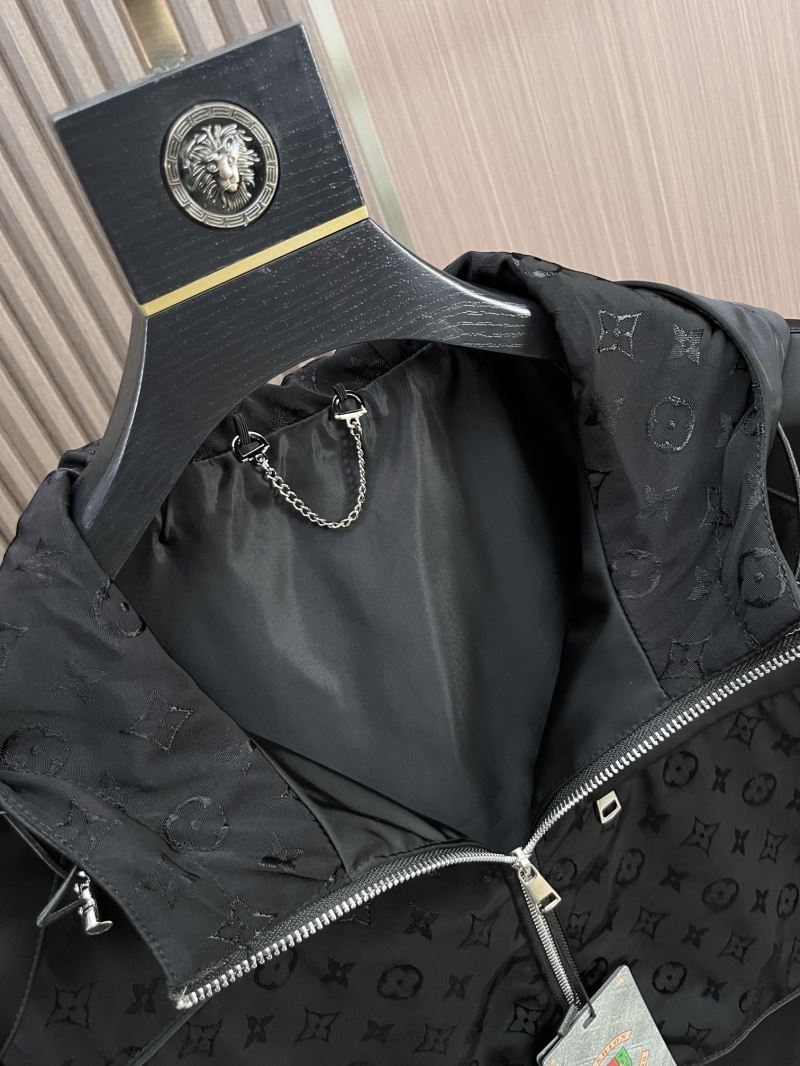 Louis Vuitton Outwear